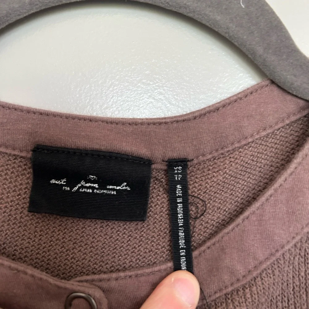 Urban Outfitters Out From Under Women's Brown Cropped Henley Top - Picture 3 of 4